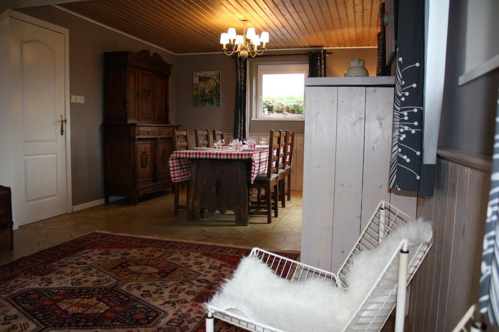 O Macra Villa Aubel Room photo